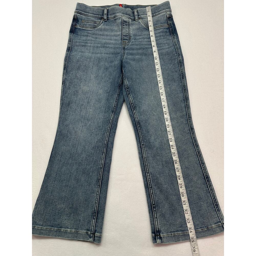 NWOT SPANX Denim Cropped Kick Flare Pull On Jeans Vintage Light Wash Size L - Picture 10 of 12